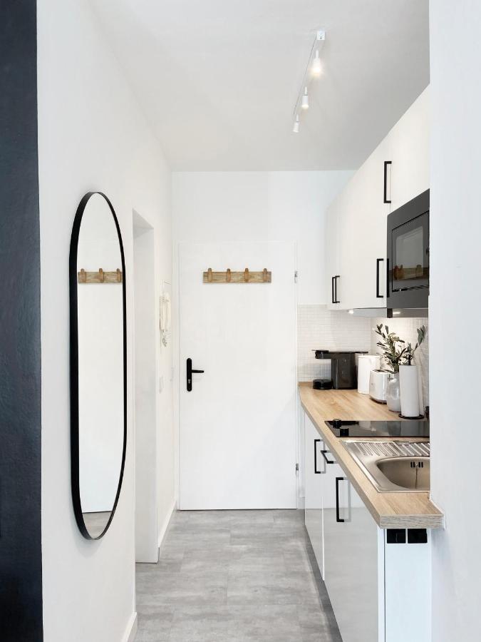 Seaside Rooms - Zentrales Design-Apartment Mit Balkon & Parkplatz - 2 Minuten Zum Strand Тимендорфер Странд Екстериор снимка